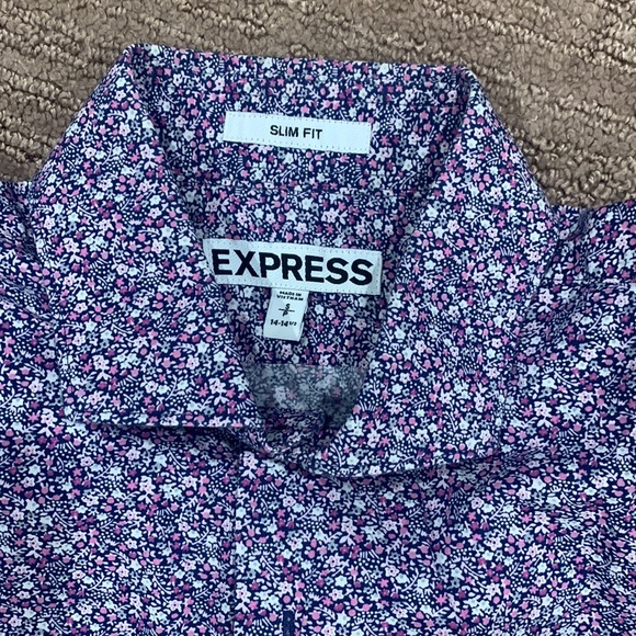 Men’s dress shirt from  Express slim fit small. - Picture 2 of 2
